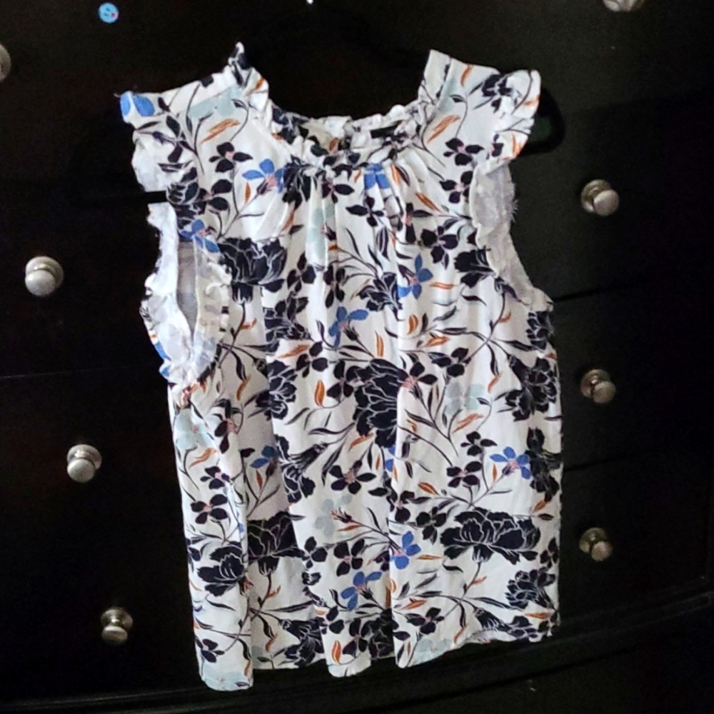 Anne Taylor Medium Petite floral sleeveless blouse